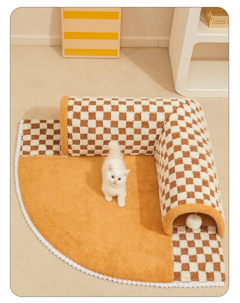 Transform Your Cat's Winter with the Unmatched Comfort of MeowNest®!
