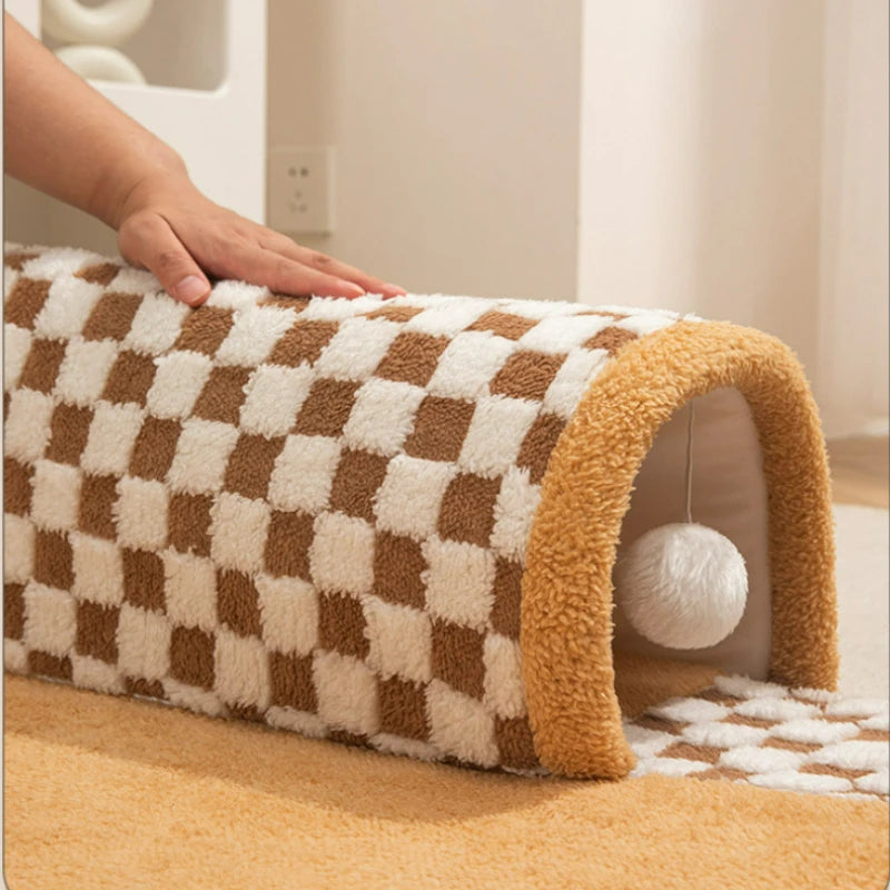 Transform Your Cat's Winter with the Unmatched Comfort of MeowNest®!
